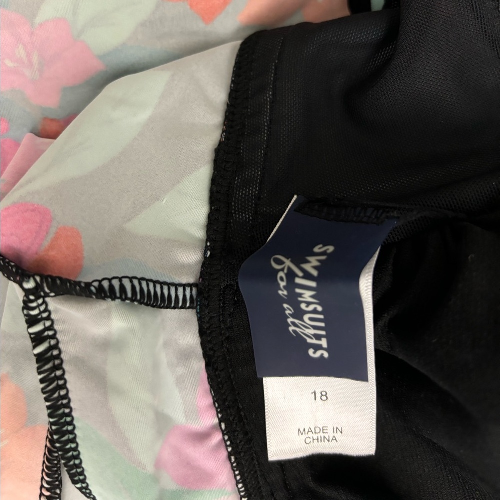 Swimsuit for All Black Tankini Top 18 - Picture 4 of 7